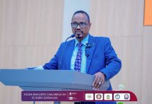 Daawo: Hadaljeedintii Safiirka Dawladda Jabuuti ee Soomaaliya uu ka Jeediyay Xuskii Maalinta Caalamiga ah ee Akhris-qoraalka oo lagu qabay Muqdisho